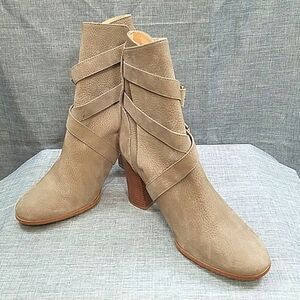 Kate Spade New York Lexy Heeled Boot, Beige double buckle Moto boot Women's 8.5